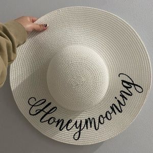Honeymooning Floppy/Sun Hat